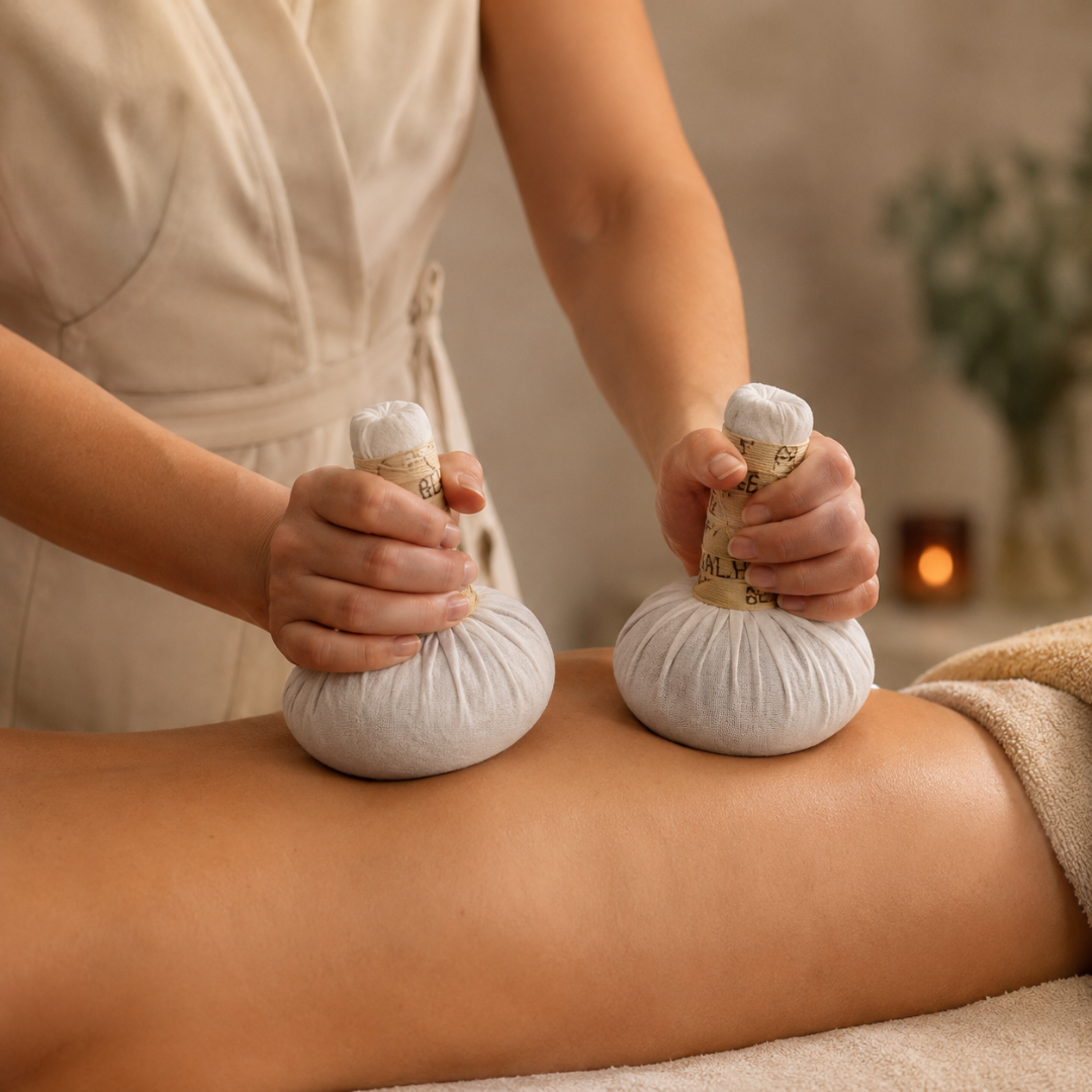 POCHONS DE MASSAGE AYURVÉDIQUE NATURELS | Spa & Hammam